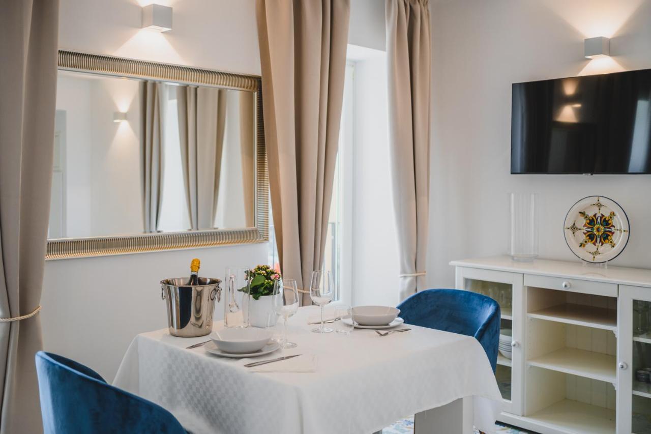 Beb Palazzo Mancini Bed & Breakfast Минори Екстериор снимка