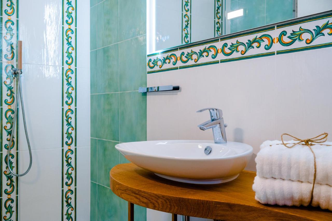 Beb Palazzo Mancini Bed & Breakfast Минори Екстериор снимка