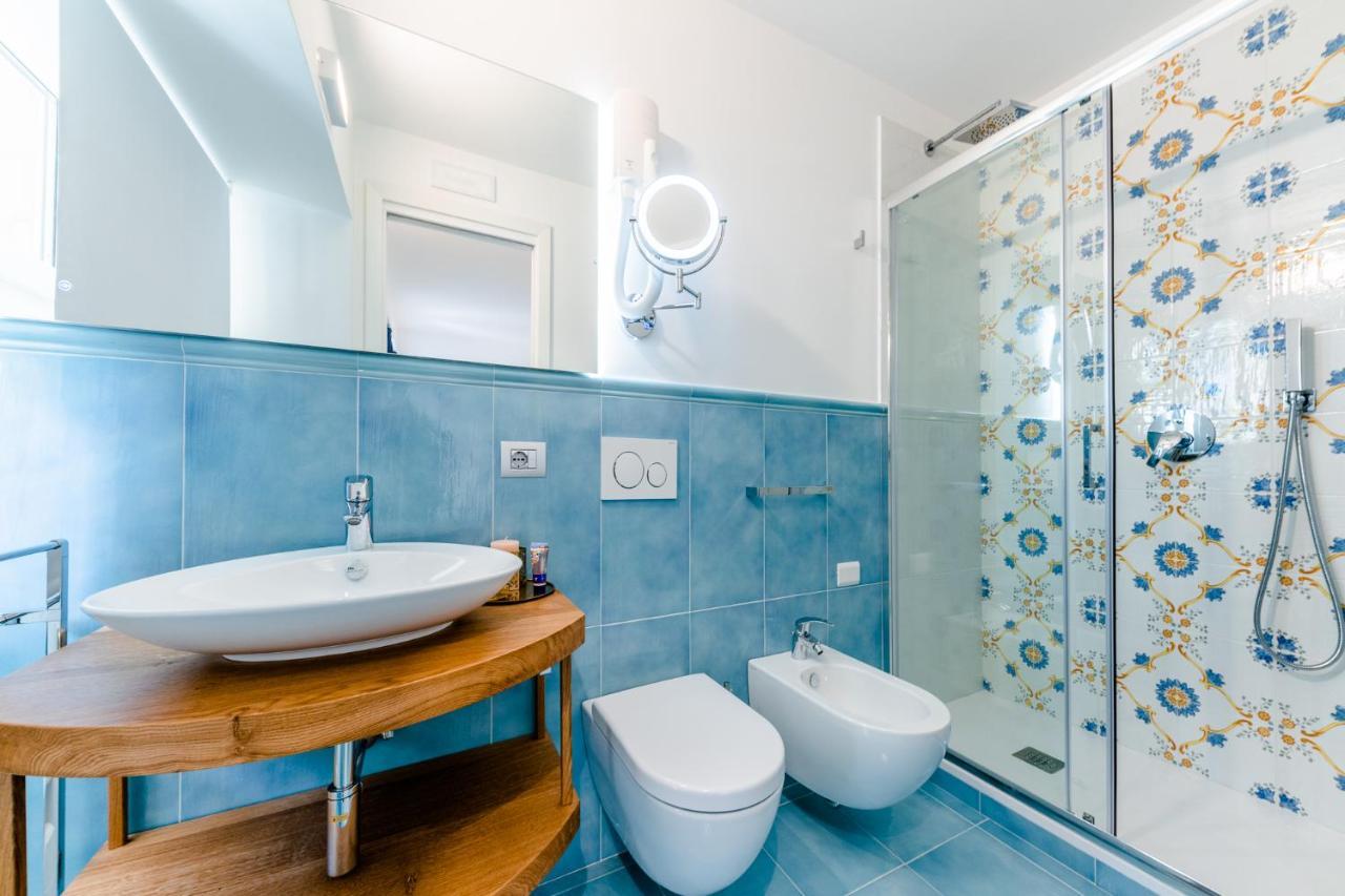 Beb Palazzo Mancini Bed & Breakfast Минори Екстериор снимка