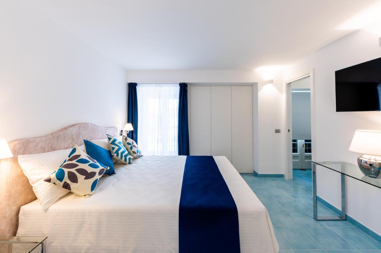 Beb Palazzo Mancini Bed & Breakfast Минори Екстериор снимка
